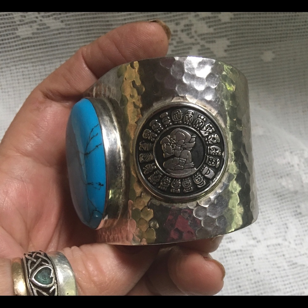 Vintage mayn calendar 9.25 cuff bracelet - Picture 10 of 11